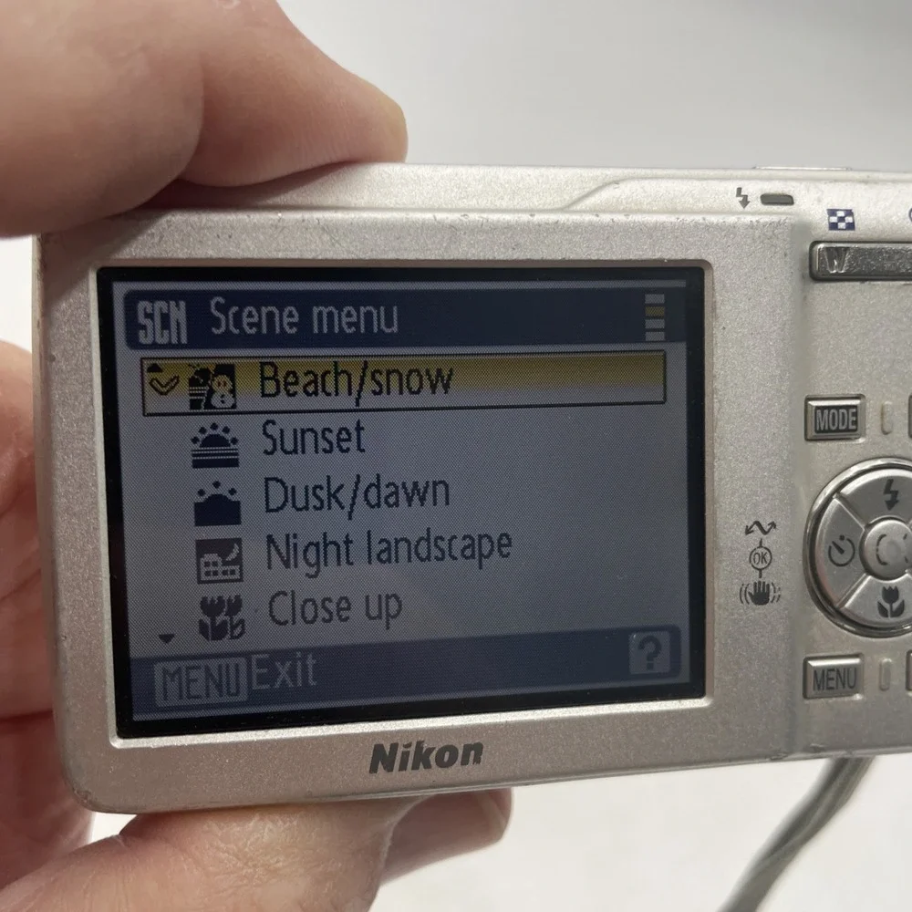 Nikon Coolpix S200 7.1MP Digital Camera+New Battery+Charger+SD Card TESTED